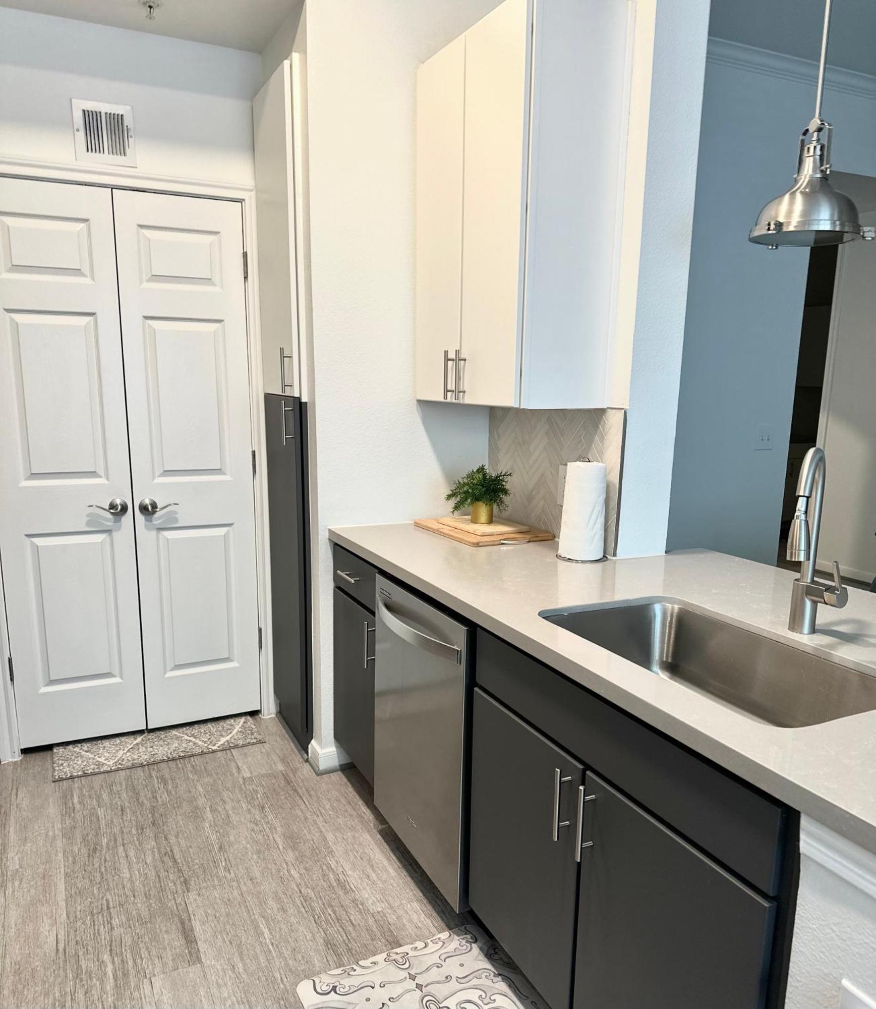 Downtown Dazzle 2 Bedroom Houston Esterno foto